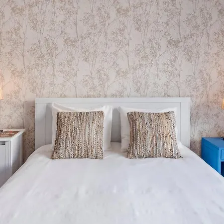 Lägenhet Storytellers - Terrace By The River